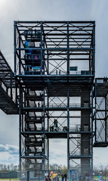 INDUSTRY, INNOVATION AND INFRASTRUCTURE